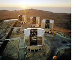 Ergeben zusammen das derzeit weltweit stärkste optische Teleskop: Die vier Spiegel des Very Large Telescope (VLT)